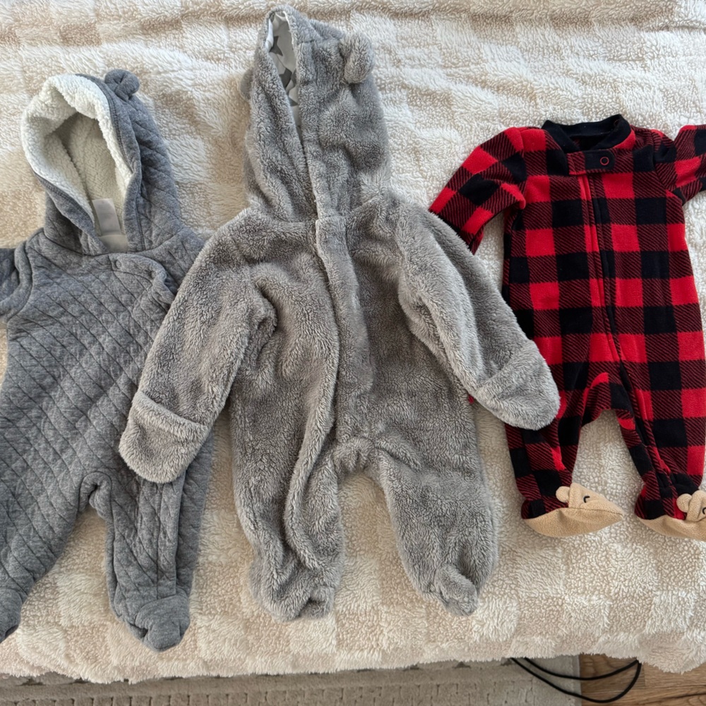 Magnetic Me Gray Footies Set | Newborn